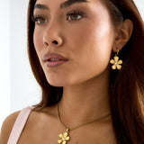 flower necklace