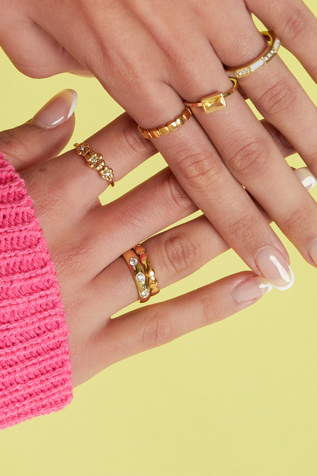 Minimalist ring with small hearts