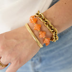 Beaded bracelet with clover beads