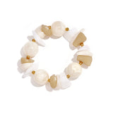 Bracelet with varying beads