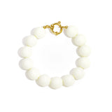Bracelet with large beads and clasp at the front