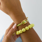Bracelet with large beads and clasp at the front