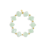 Beaded bracelet with clover beads
