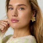 earrings petal pop