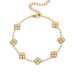 Bracelet with zirconia-set clovers