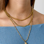 Necklace with striking lightning bolt