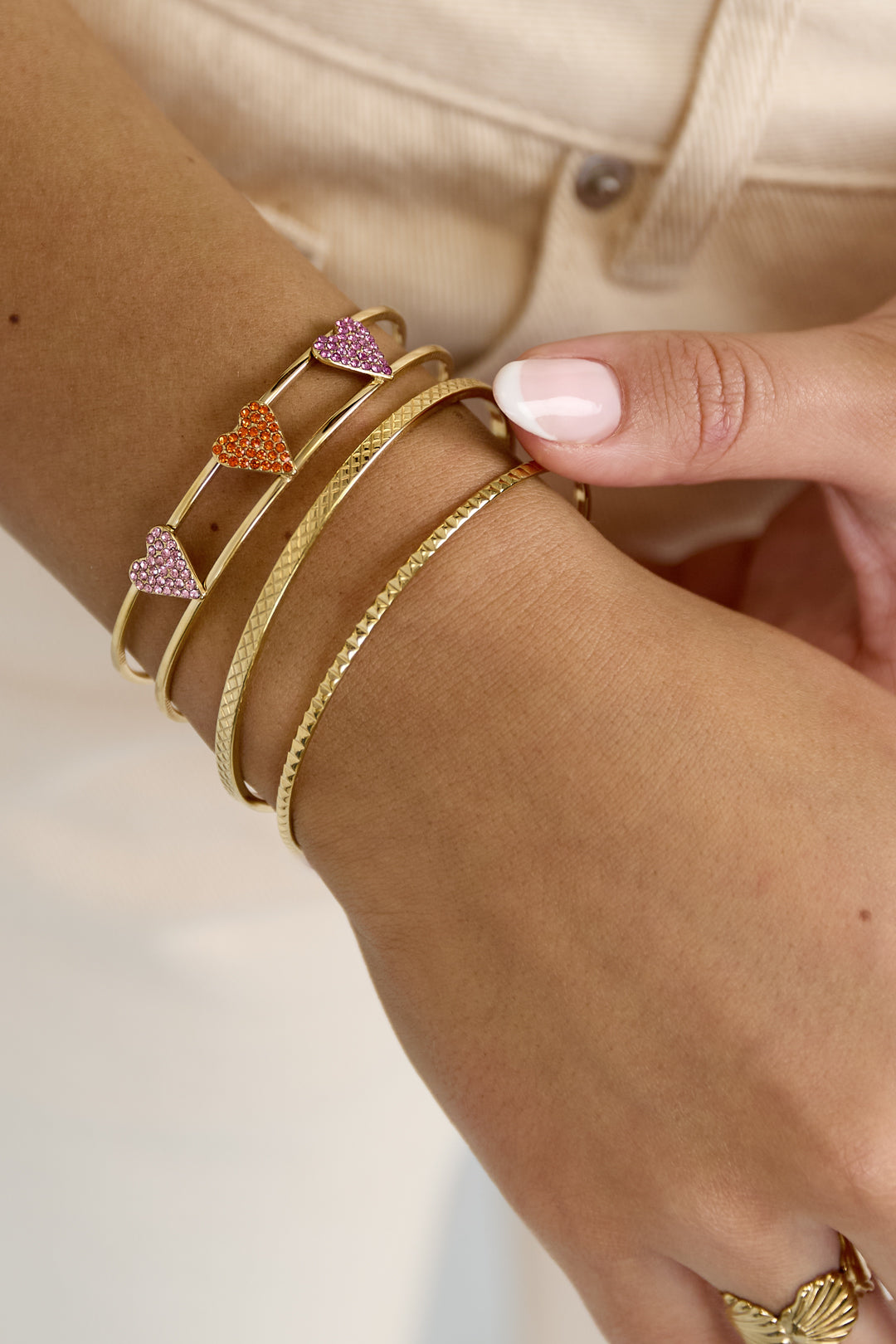 Bangle with rhinestone hearts
