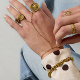 Handchain with ball details