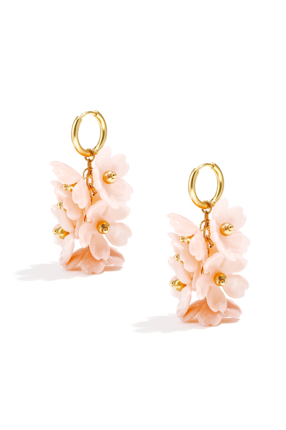 Earrings with a hanging wreath of flowers