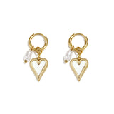 Earrings with hanging heart and pearl