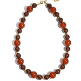 Necklace with beads of different sizes
