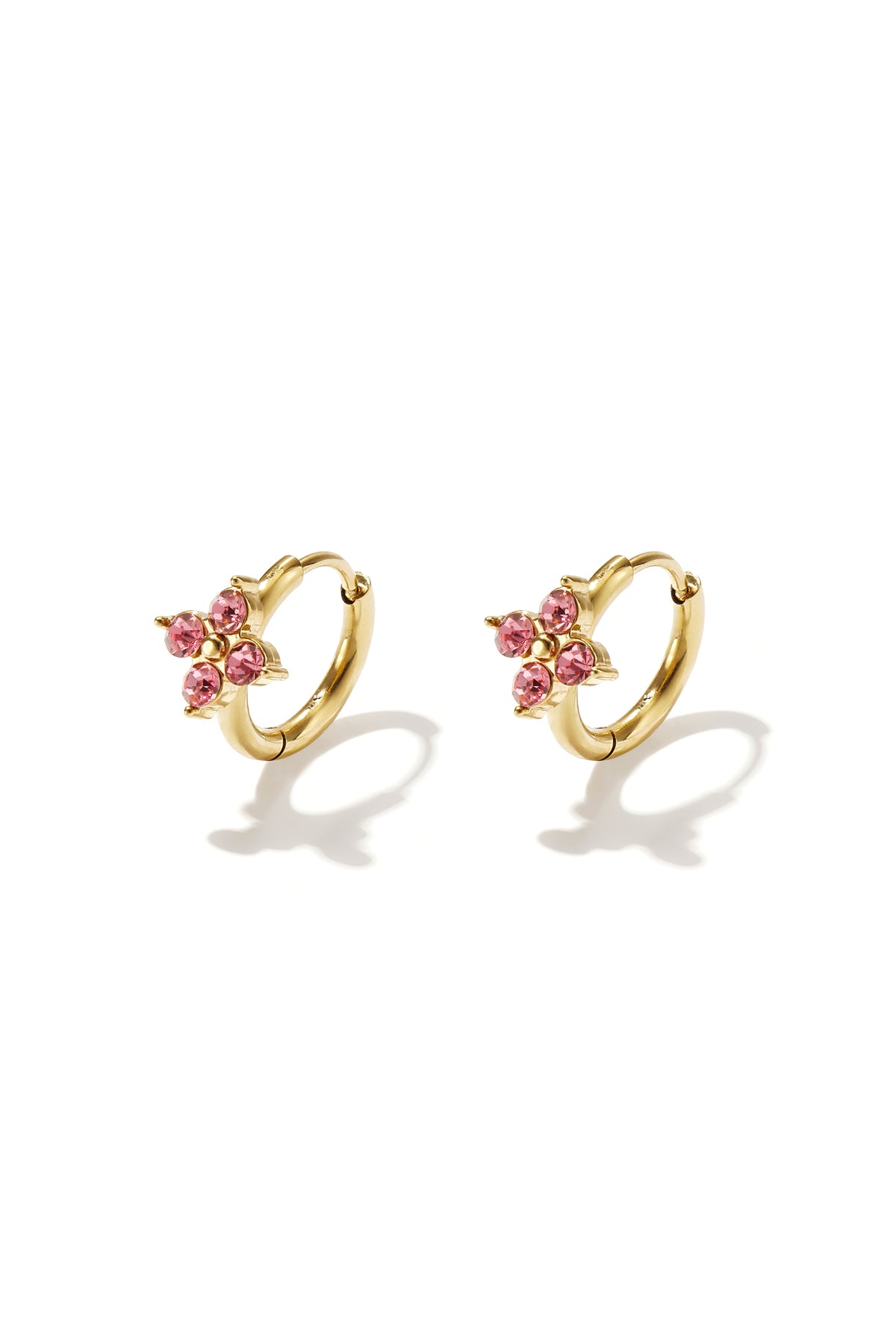 Small hoop earrings with clover-shaped stones
