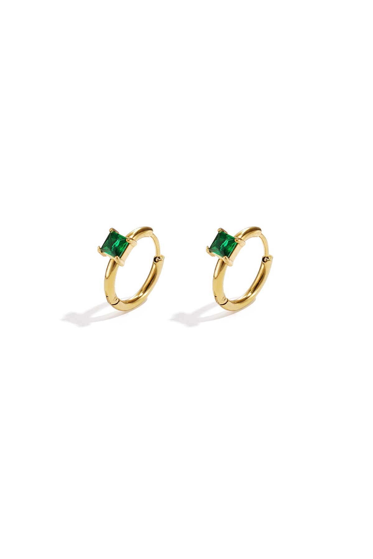 Hoops with square stone