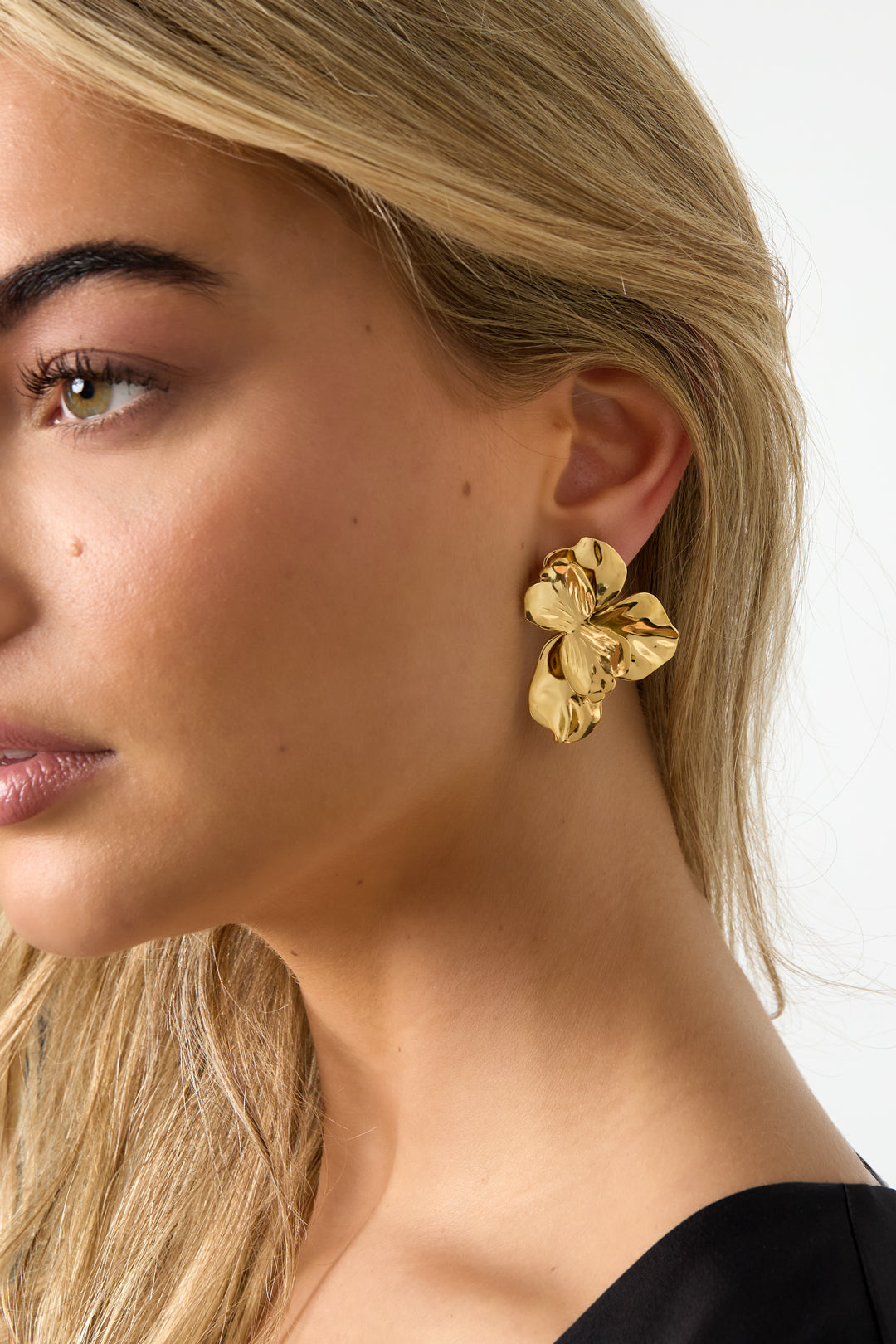 Half flower statement earrings