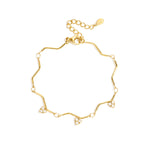 Bracelet with zigzag pattern and stones