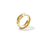 Ring with stones in clover pattern