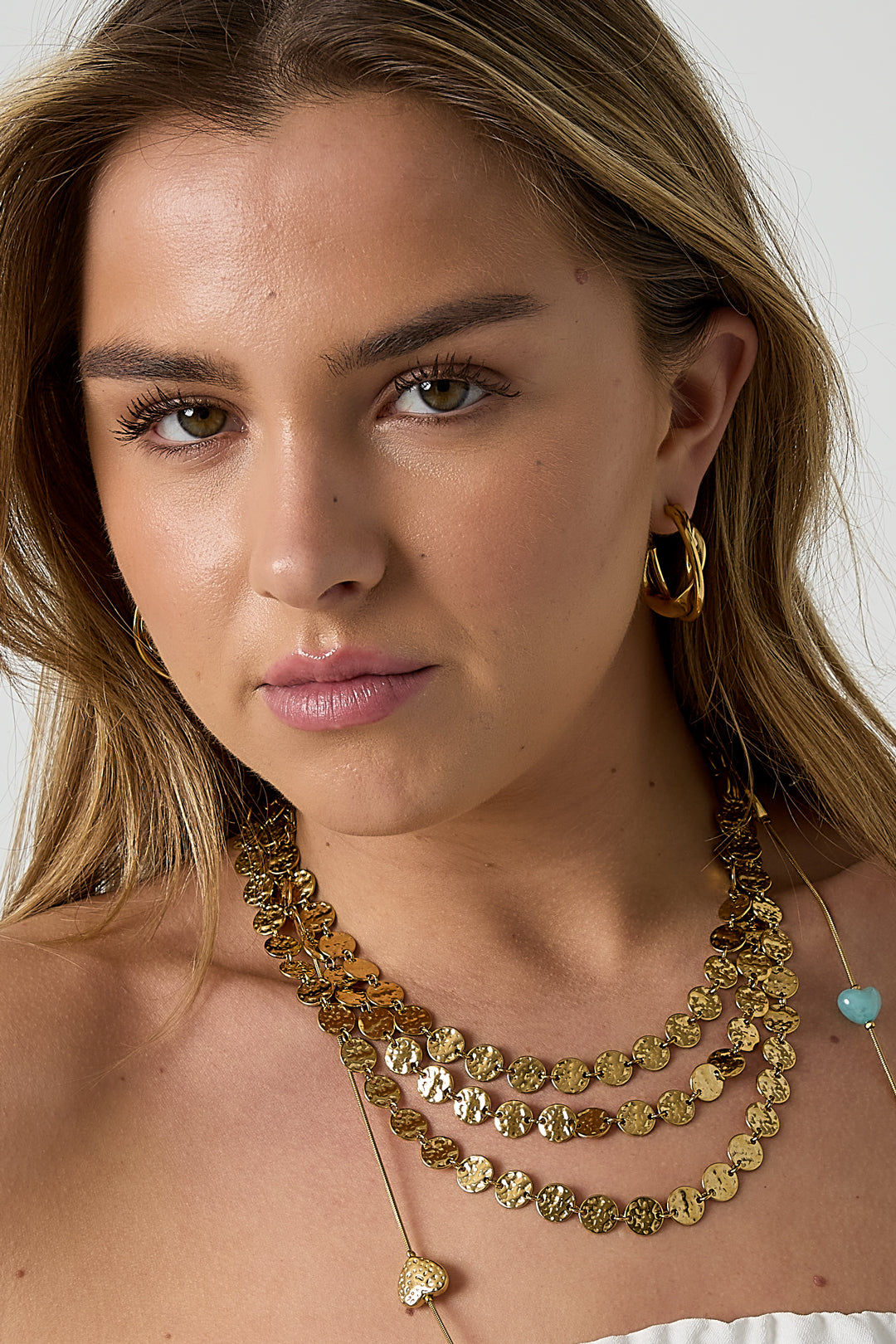 Double chunky hoop earrings with twisted detail