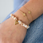 Minimalist bracelet with spiral shell