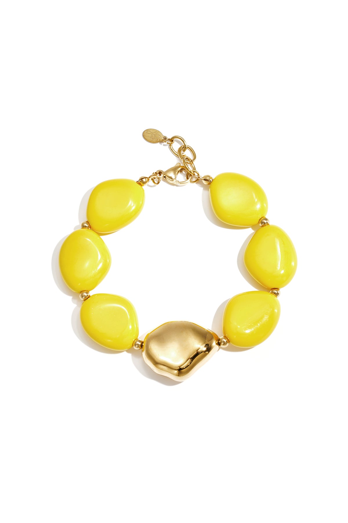 Beaded bracelet with organically shaped statement bead